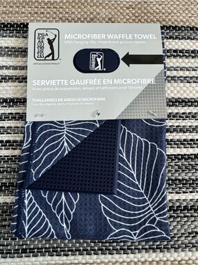PGA Tour Microfiber Waffle Towel Navy White Leaf Print Golf Clip Magnet